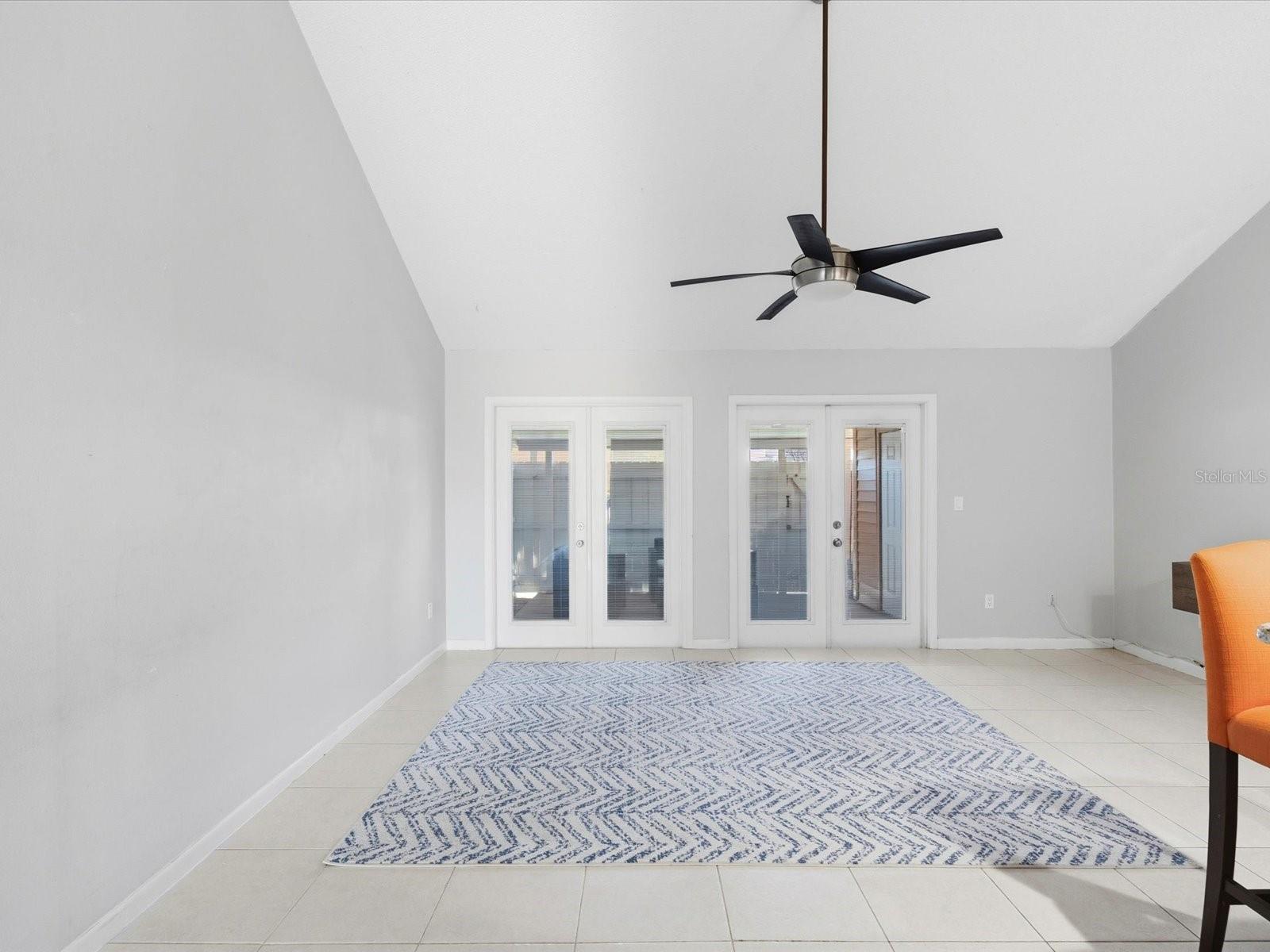 Image 8 of 49 For 1829 Clearbrooke Drive