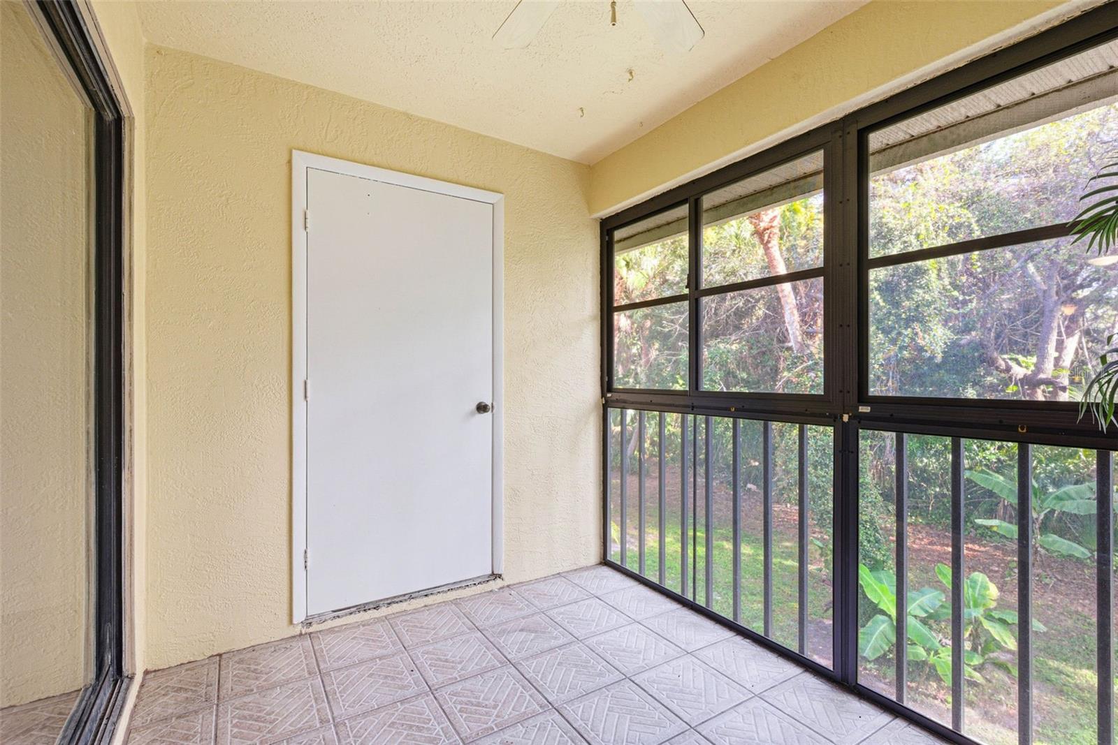 Image 16 of 66 For 3001 58th Avenue S 904