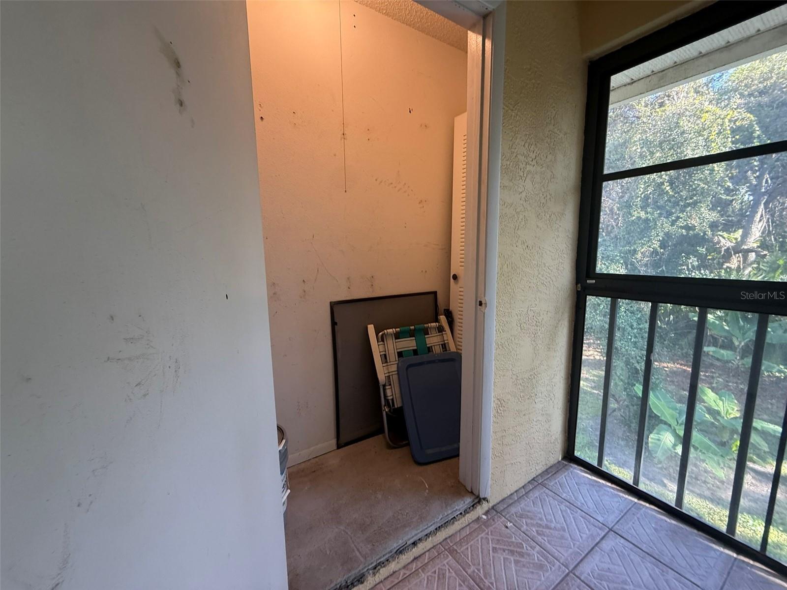 Image 33 of 66 For 3001 58th Avenue S 904