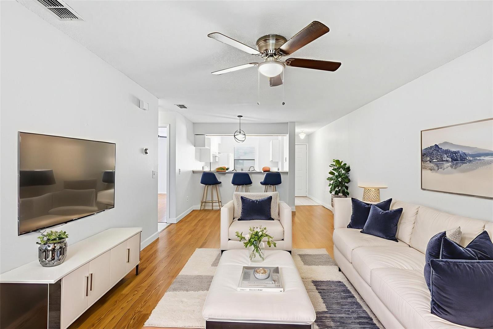 Image 8 of 66 For 3001 58th Avenue S 904