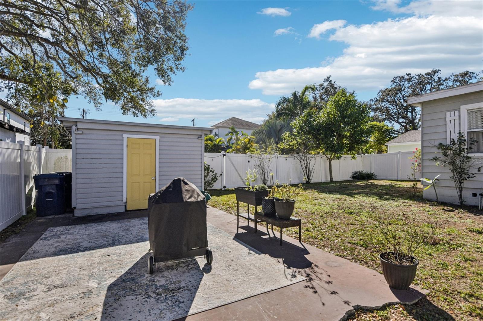 Image 23 of 34 For 704 Fribley Street