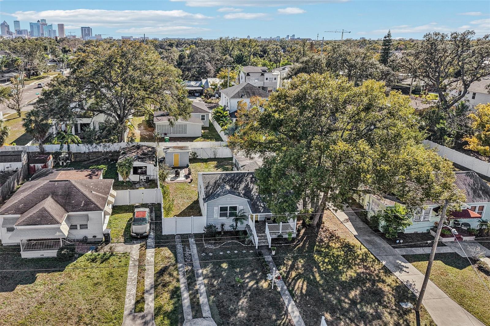 Image 29 of 34 For 704 Fribley Street