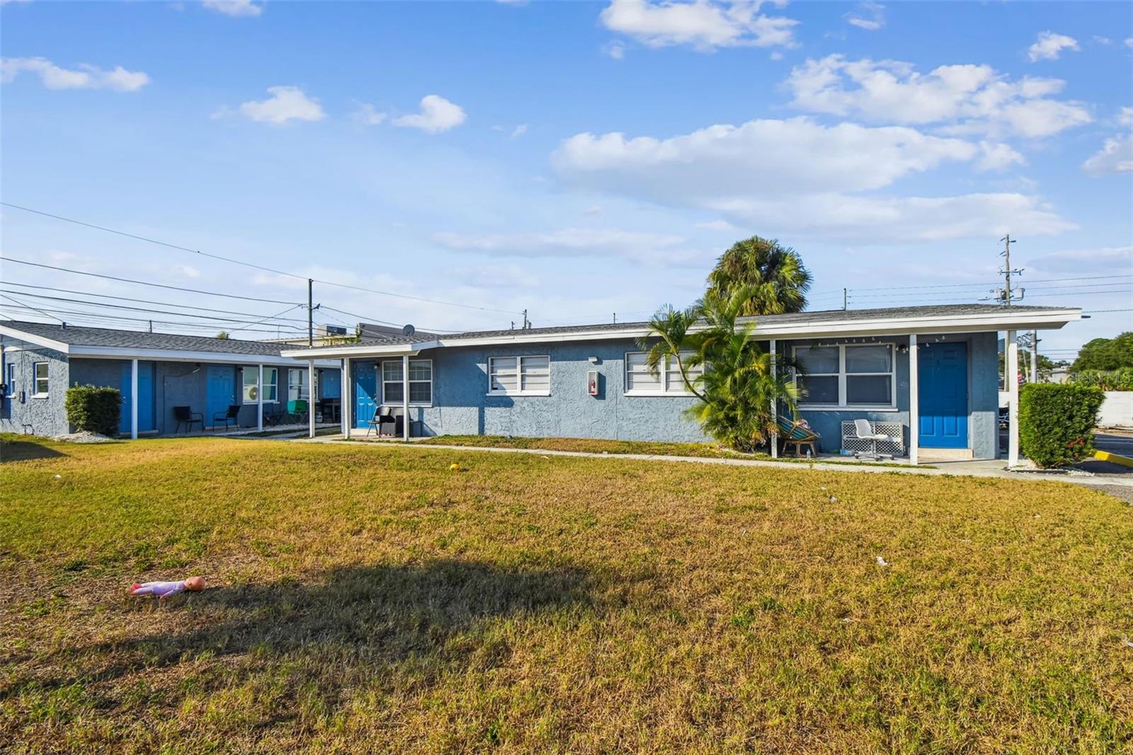 Listing photo id 38 for 6538 42nd Avenue N