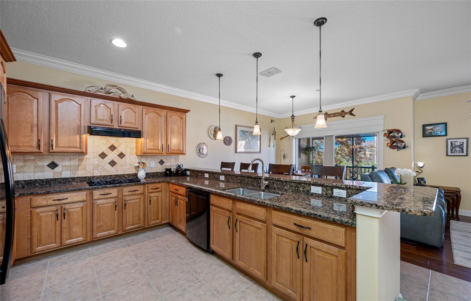 Image 14 of 91 For 6523 Sand Shore Lane