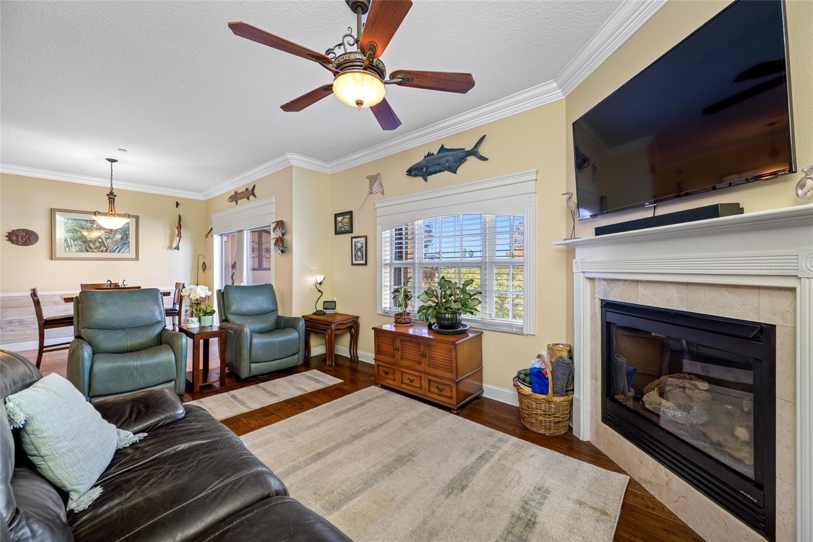 Image 23 of 91 For 6523 Sand Shore Lane