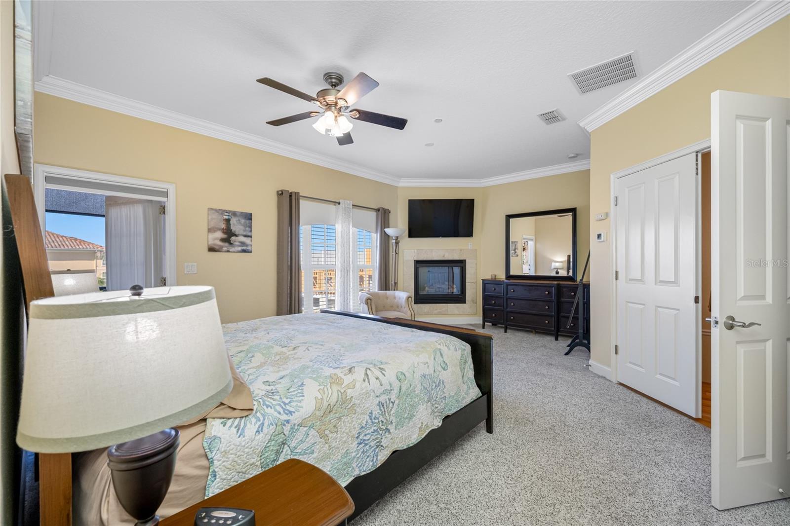 Image 29 of 91 For 6523 Sand Shore Lane