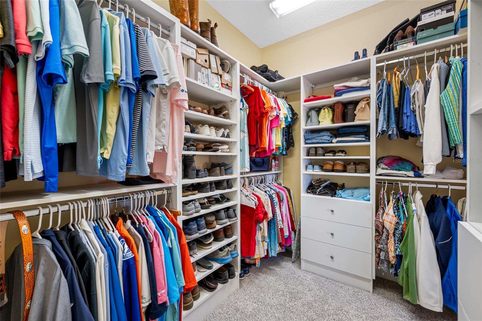 Image 33 of 91 For 6523 Sand Shore Lane