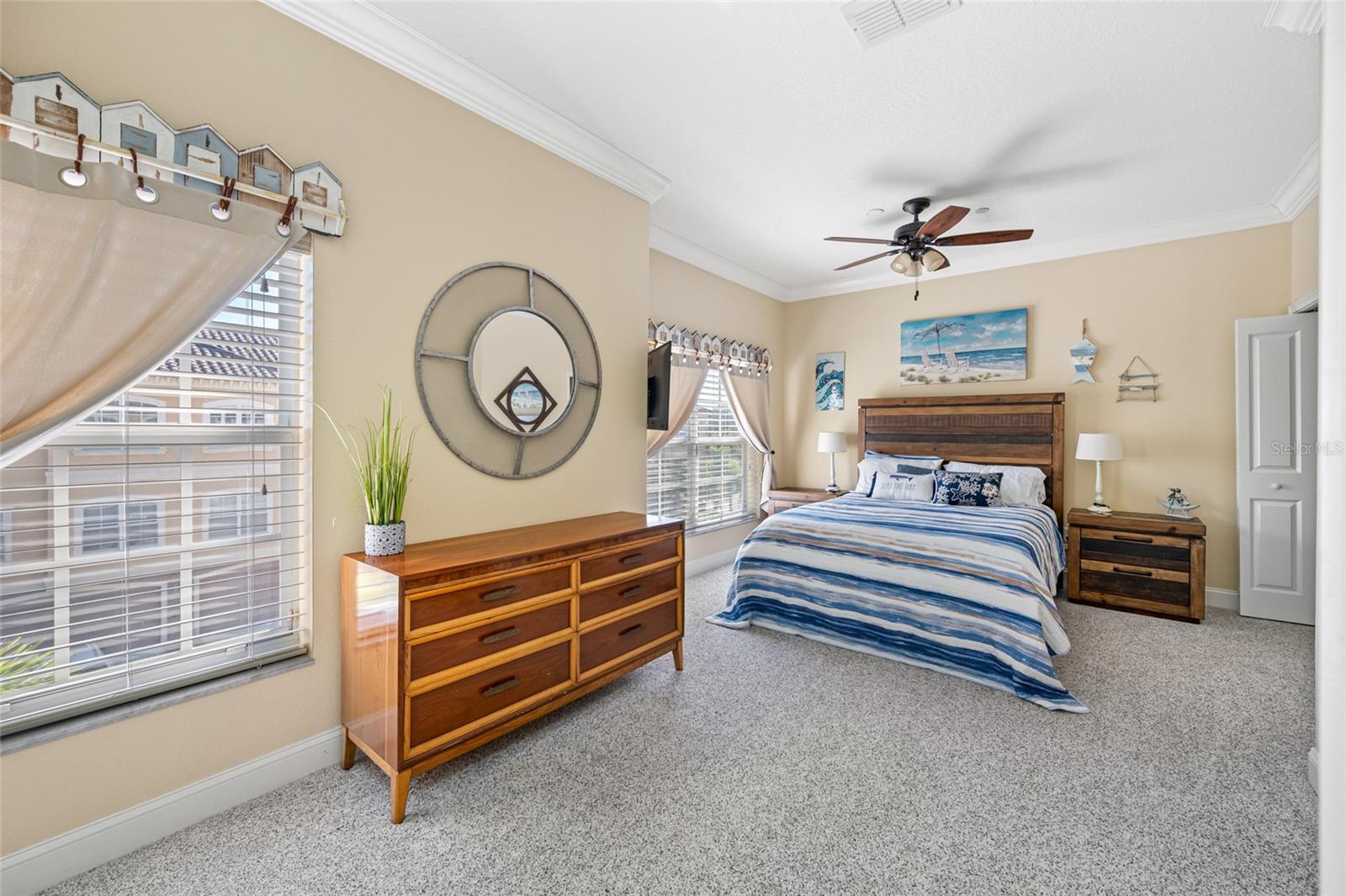 Image 43 of 91 For 6523 Sand Shore Lane