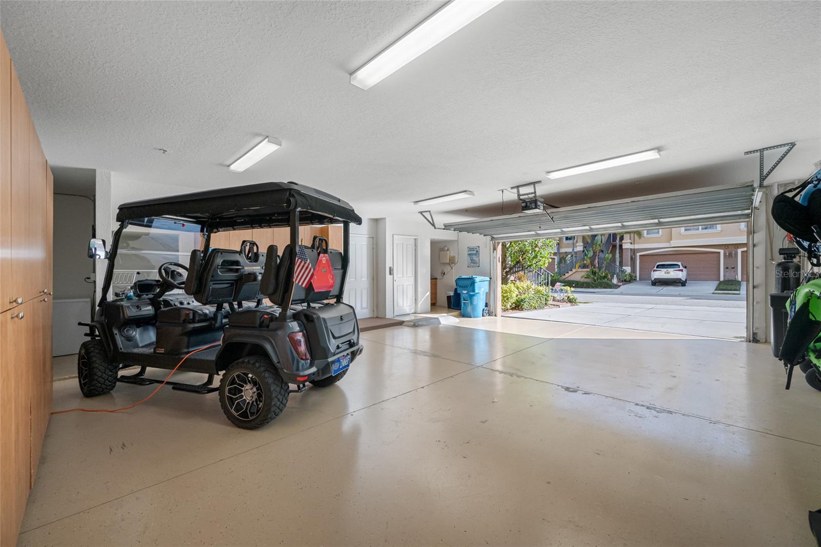 Image 53 of 91 For 6523 Sand Shore Lane