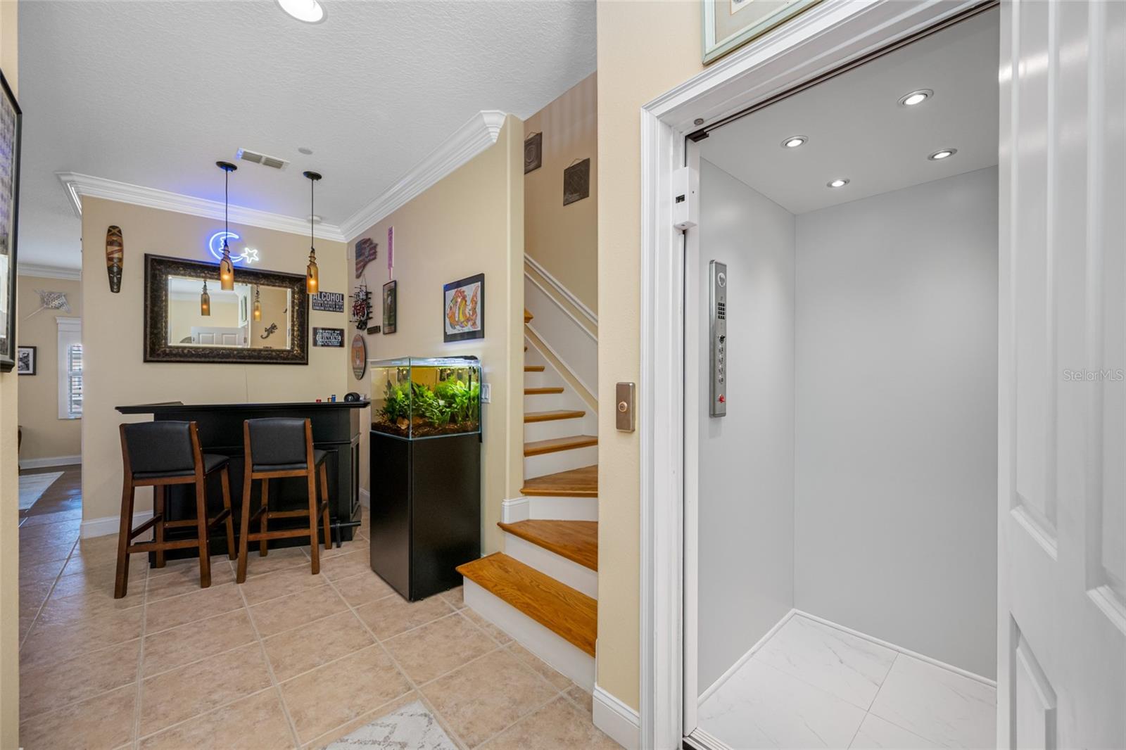 Image 6 of 91 For 6523 Sand Shore Lane