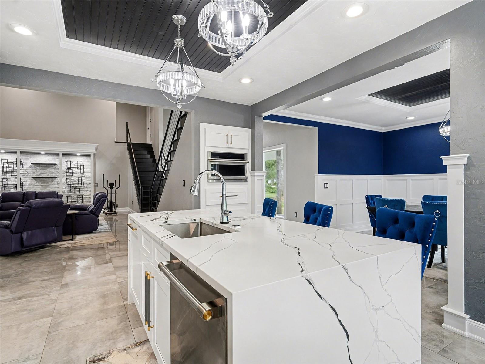 Image 13 of 43 For 1600 17th Street W