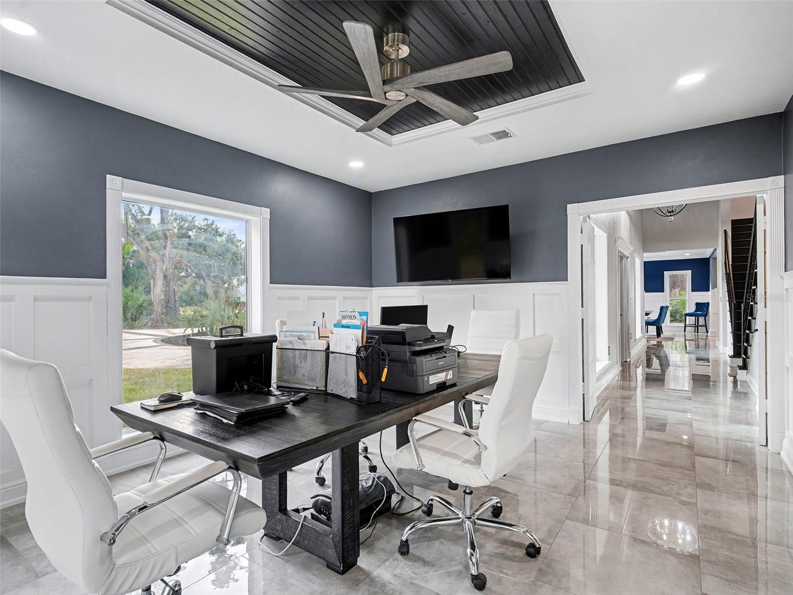 Image 19 of 43 For 1600 17th Street W