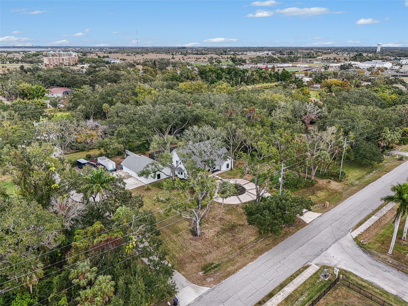 Image 39 of 43 For 1600 17th Street W