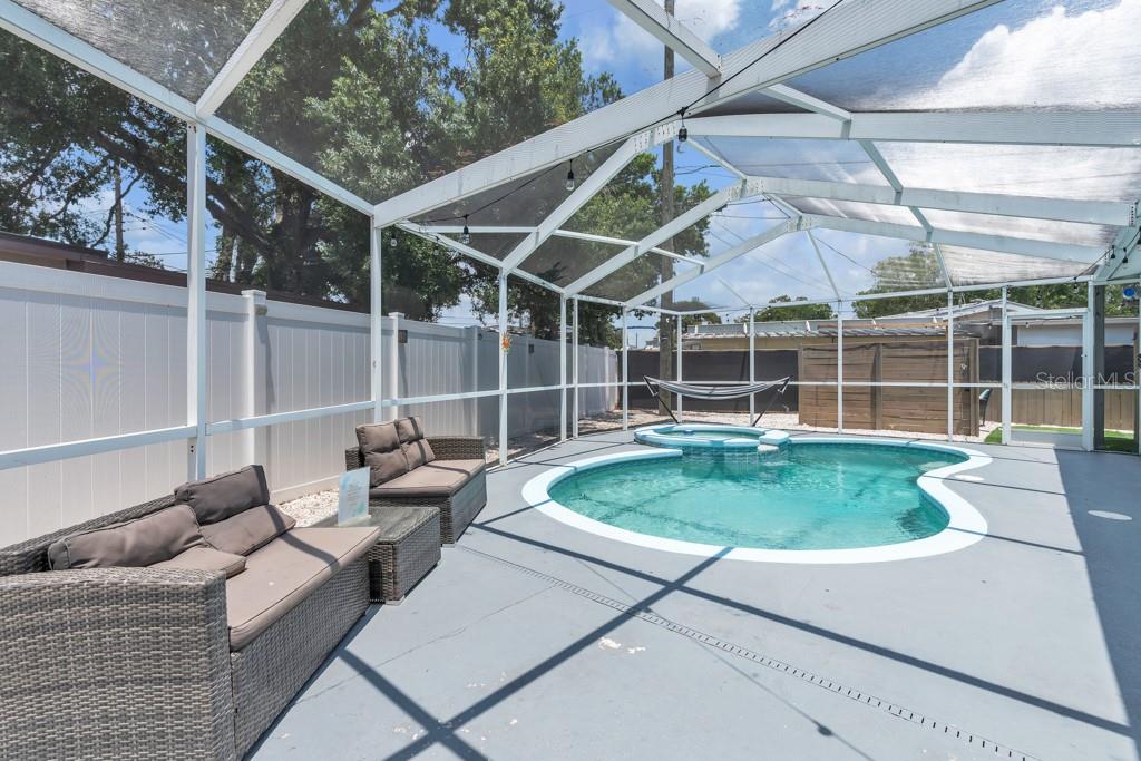 Image 18 of 43 For 4501 Bray Road