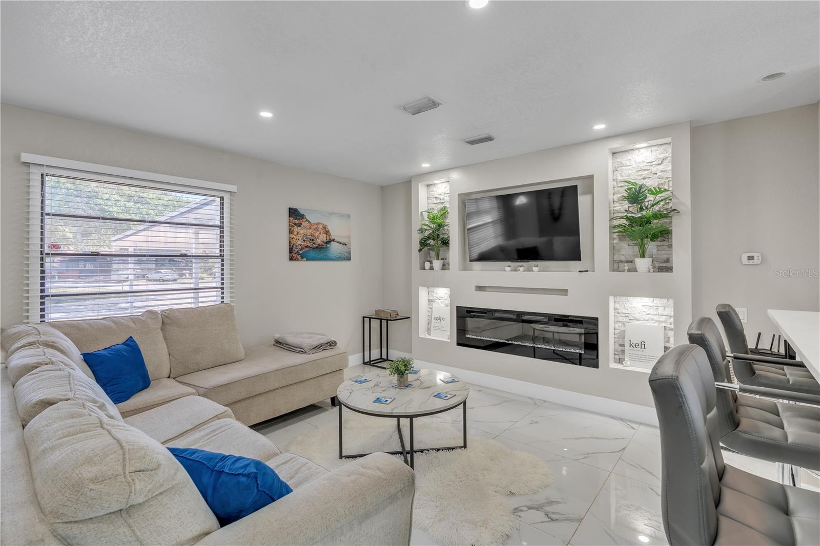 Image 9 of 43 For 4501 Bray Road