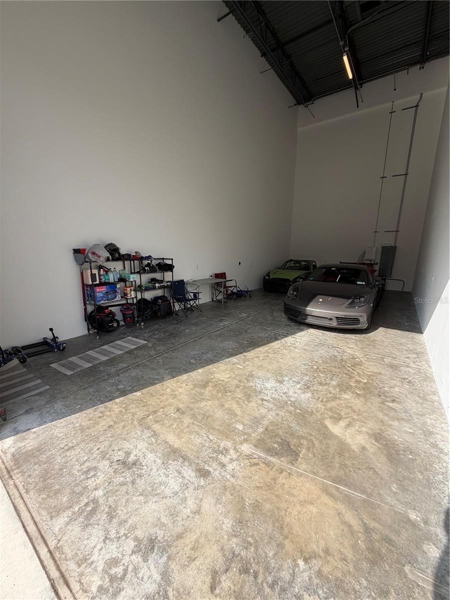 Image 8 of 26 For 6500 Motor Enclave Way 1216