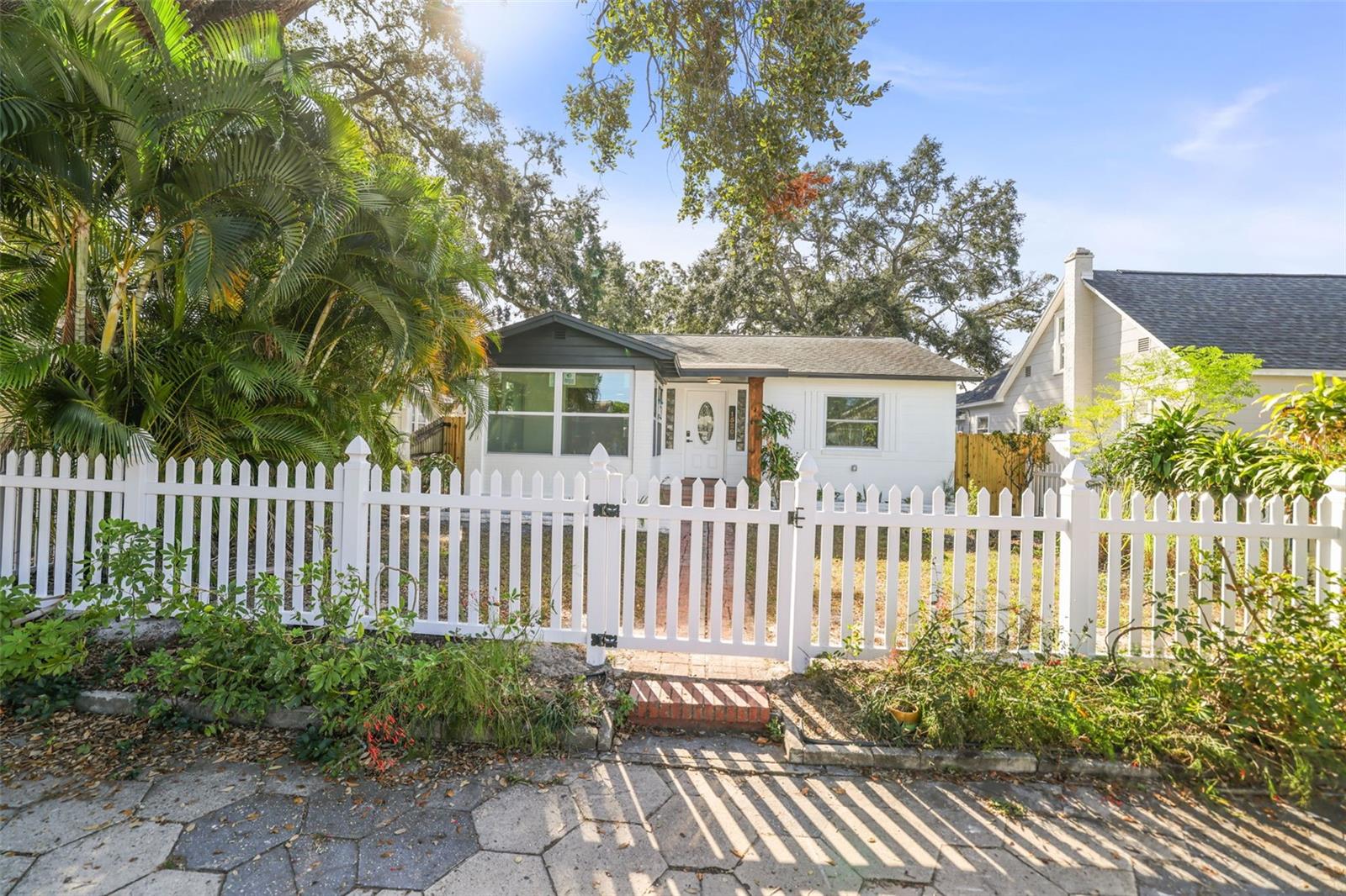 Details for 1520 20th Avenue N, ST PETERSBURG, FL 33704