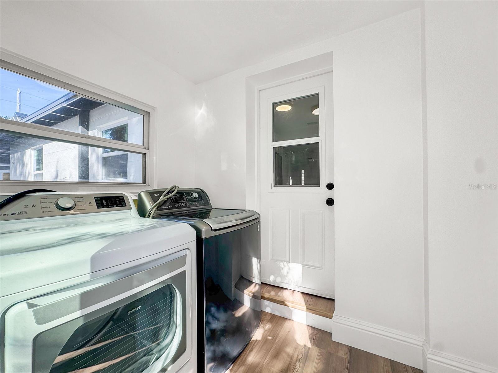 Image 34 of 60 For 1520 20th Avenue N