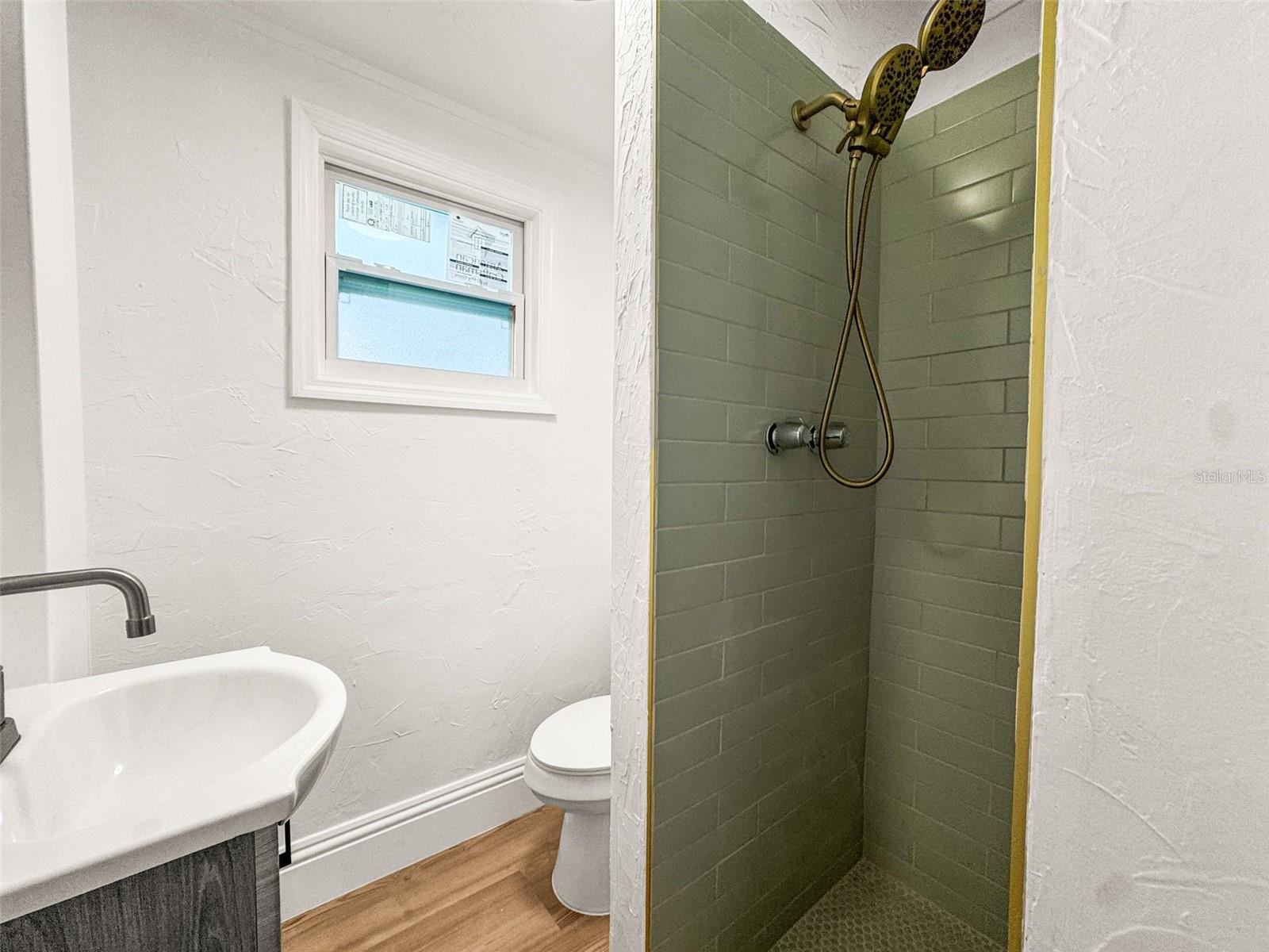 Image 49 of 60 For 1520 20th Avenue N