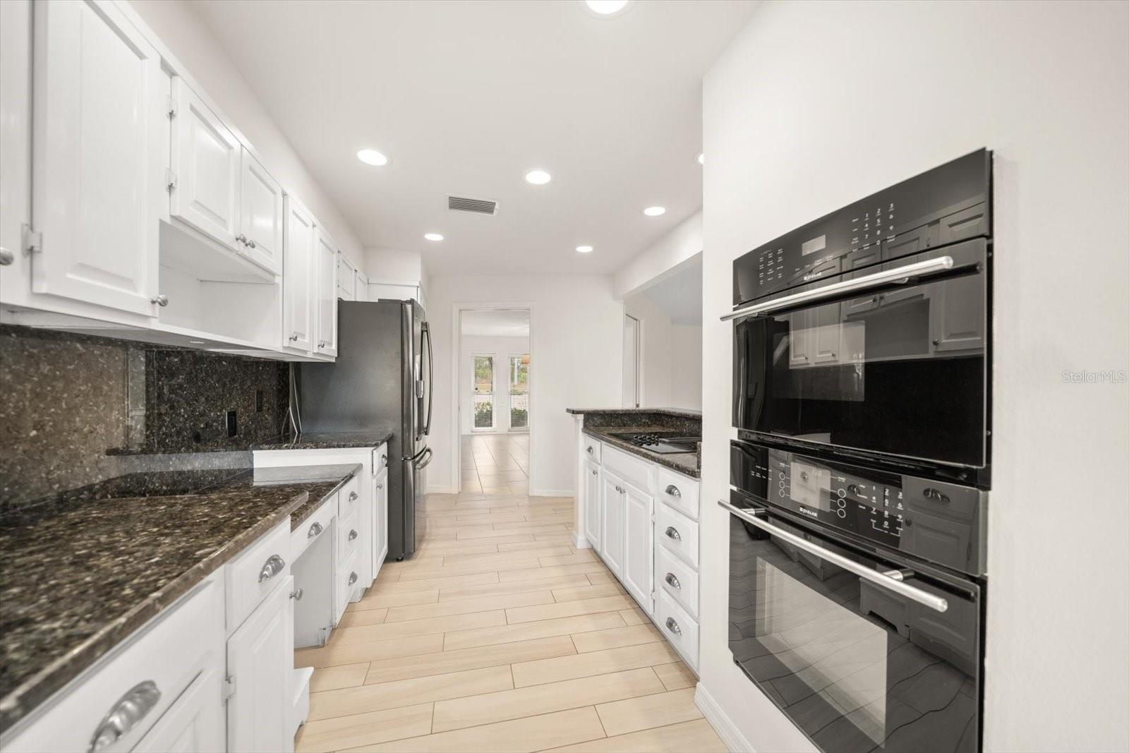 Image 7 of 78 For 7574 Cumberland Court