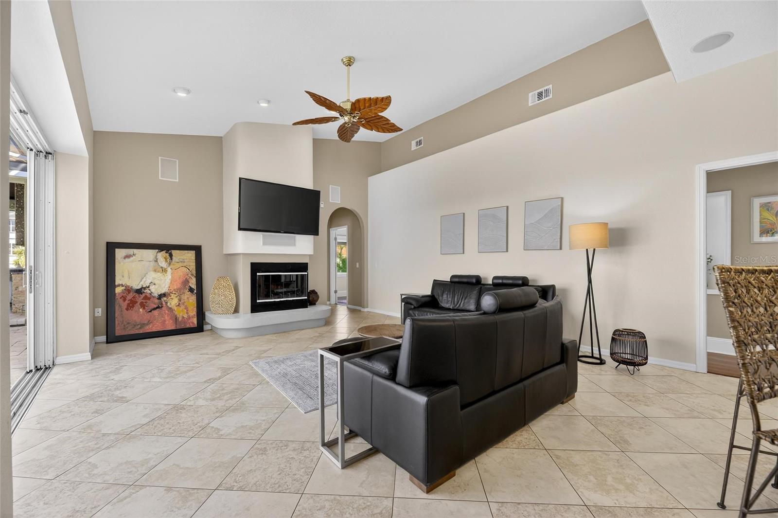 Image 43 of 99 For 1335 Jumana Loop