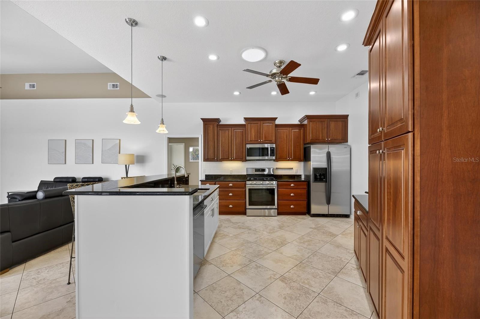 Image 52 of 99 For 1335 Jumana Loop