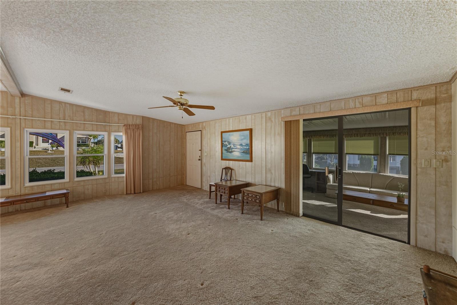 Image 11 of 55 For 14921 Rialto Avenue