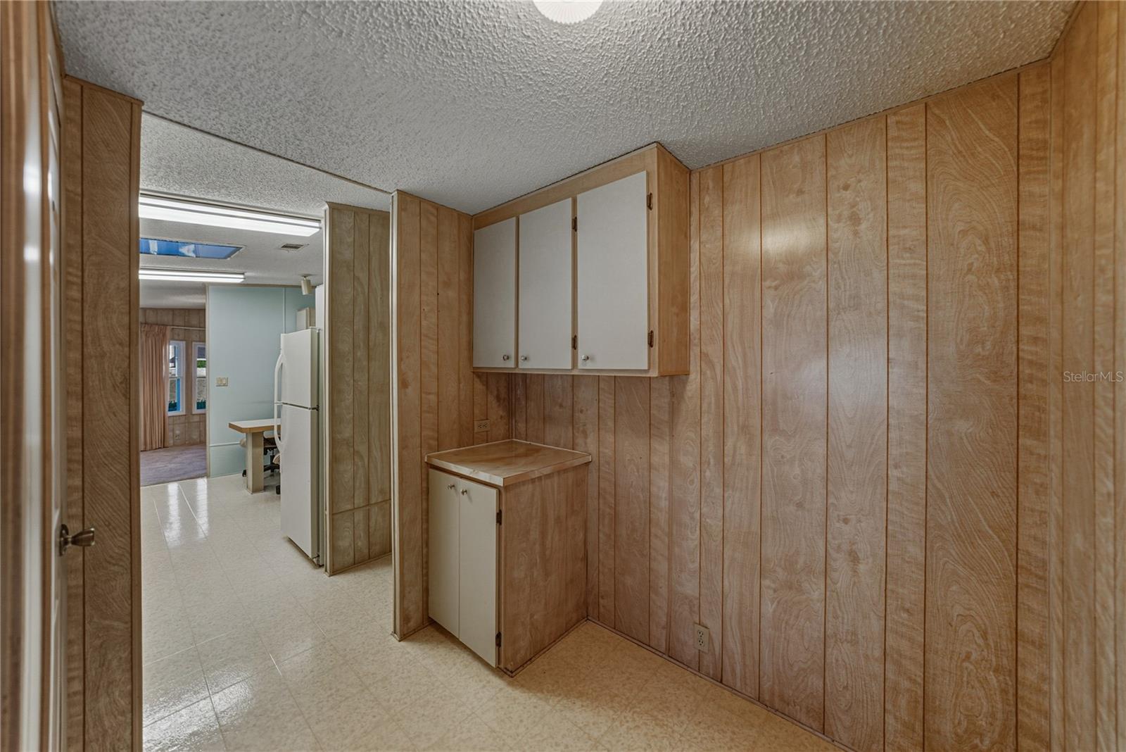 Image 25 of 55 For 14921 Rialto Avenue