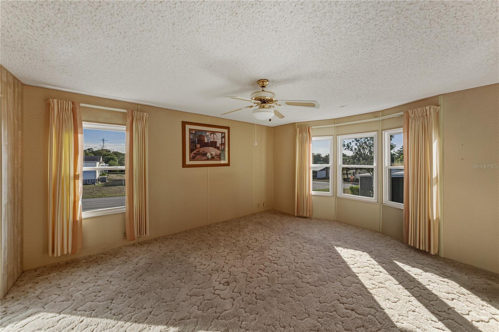 Image 27 of 55 For 14921 Rialto Avenue