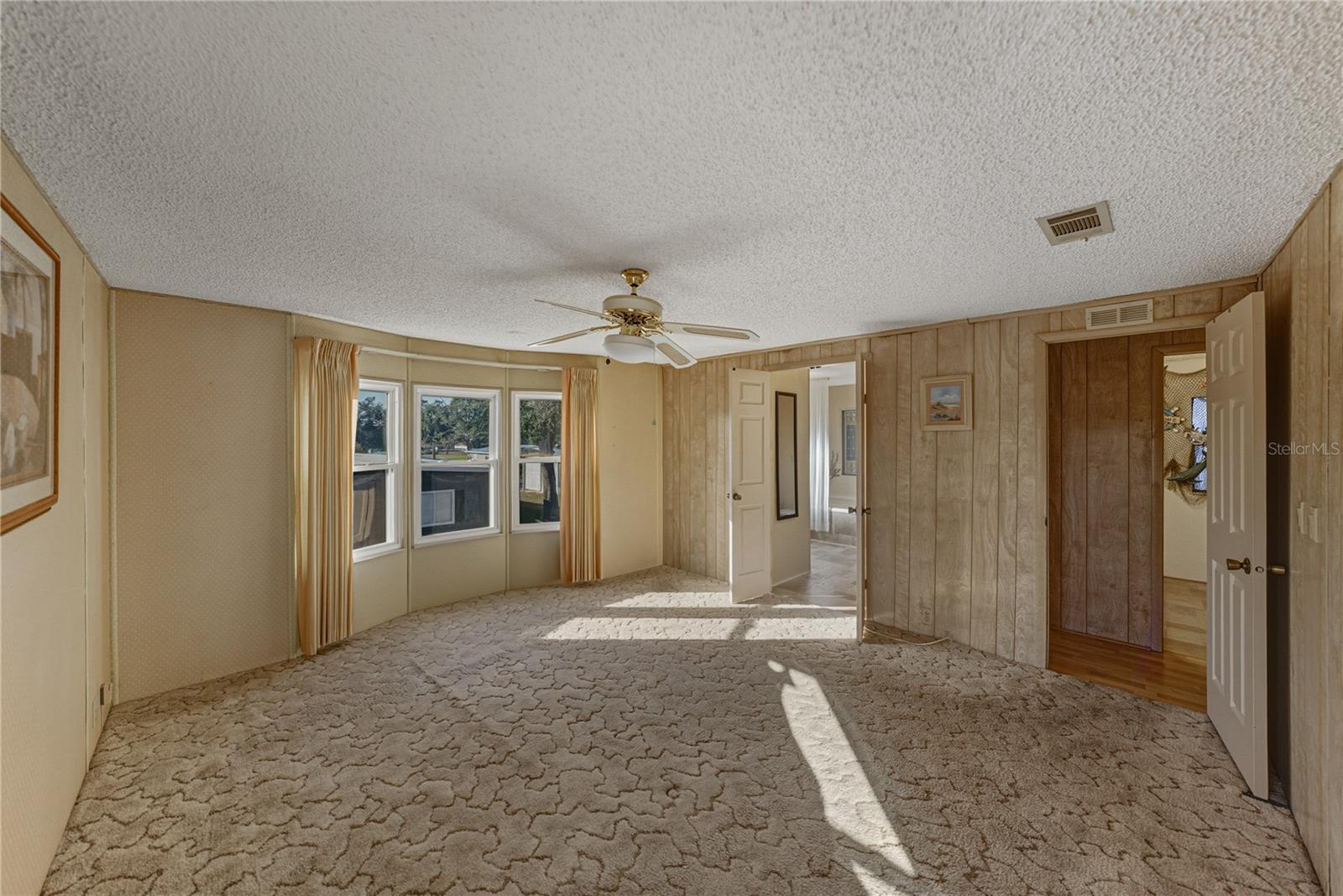 Image 28 of 55 For 14921 Rialto Avenue