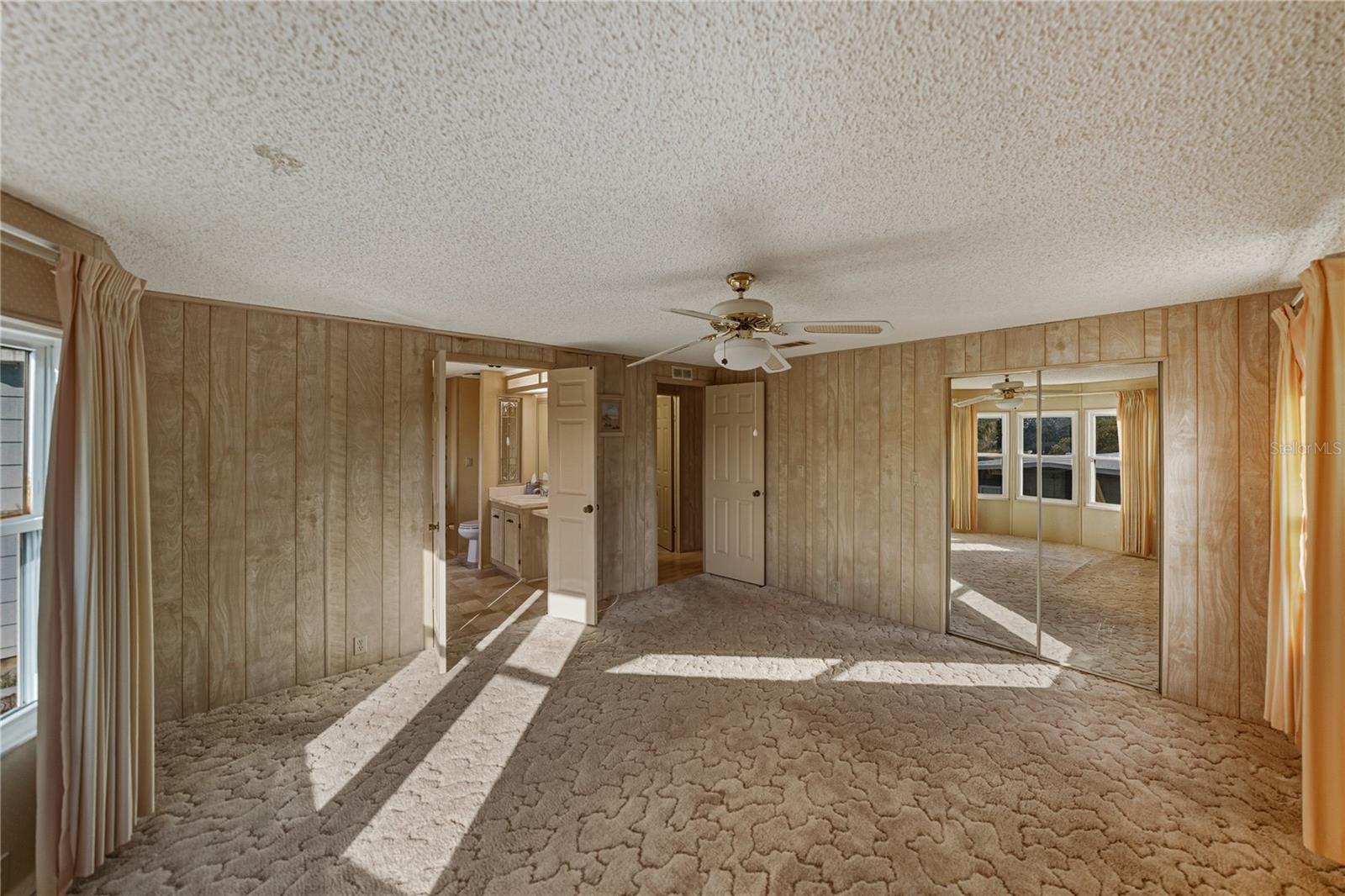 Image 29 of 55 For 14921 Rialto Avenue