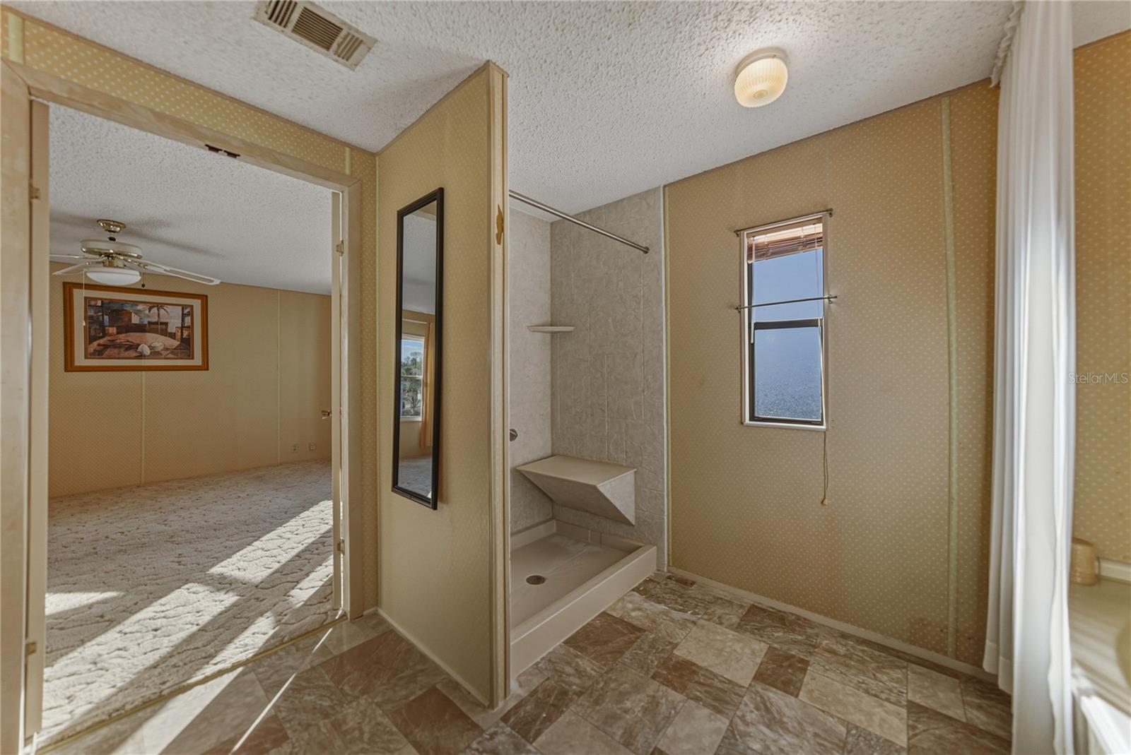 Image 33 of 55 For 14921 Rialto Avenue