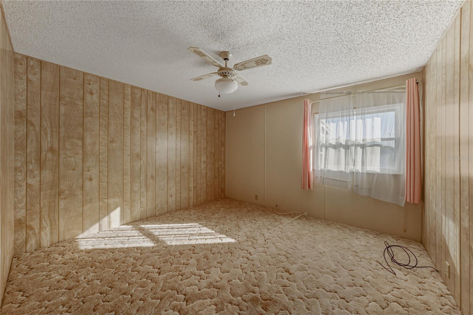 Image 35 of 55 For 14921 Rialto Avenue