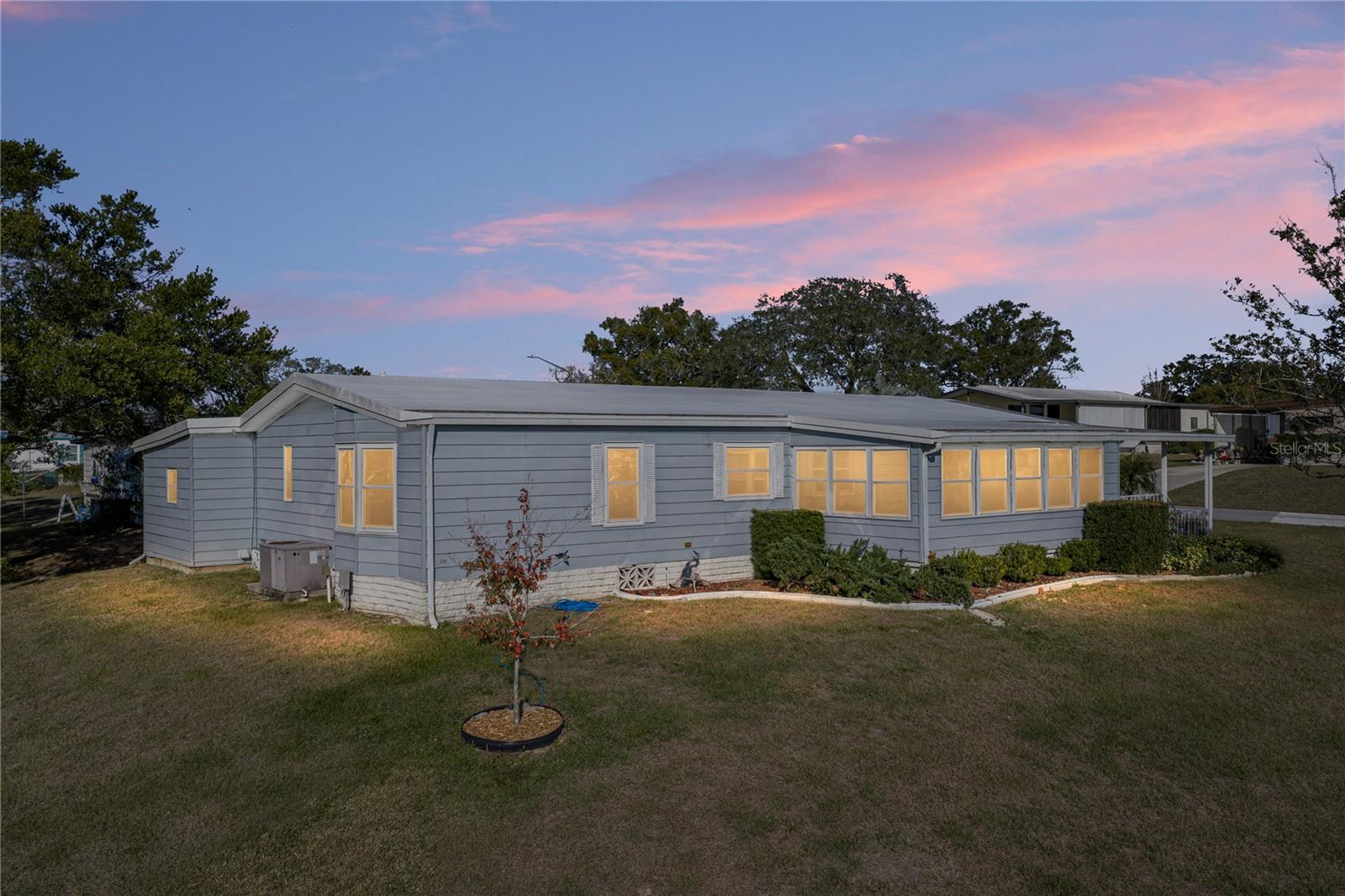 Image 41 of 55 For 14921 Rialto Avenue