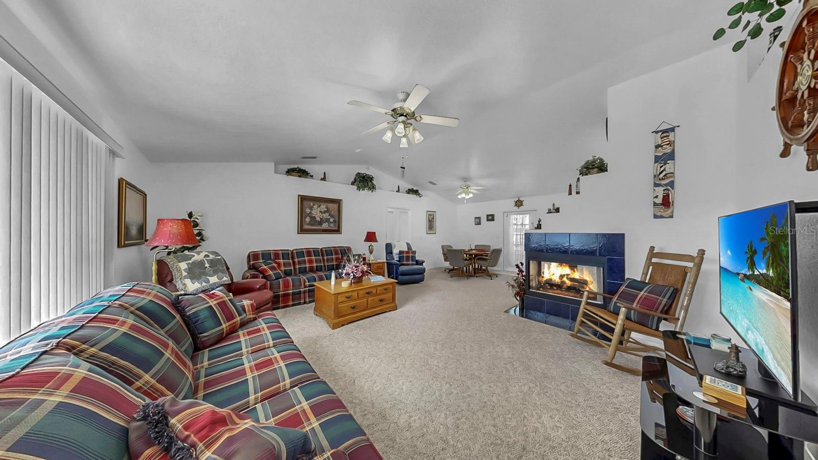 Image 10 of 63 For 914 Woodland Drive