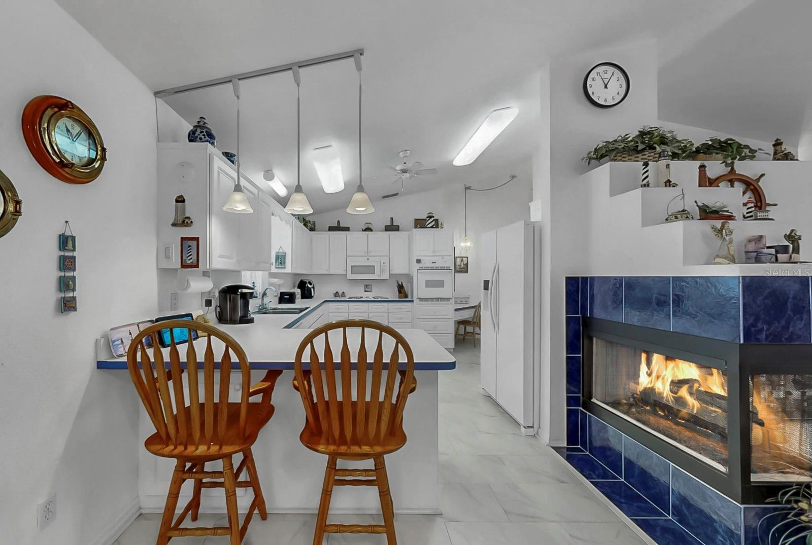 Image 18 of 63 For 914 Woodland Drive