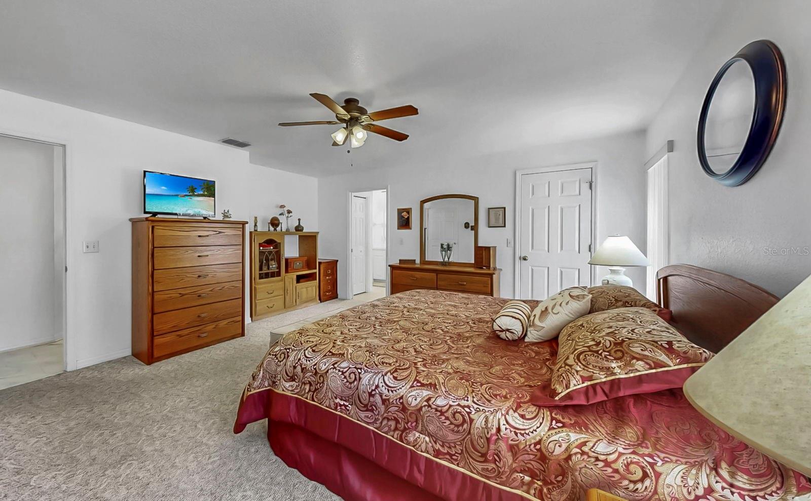 Image 30 of 63 For 914 Woodland Drive