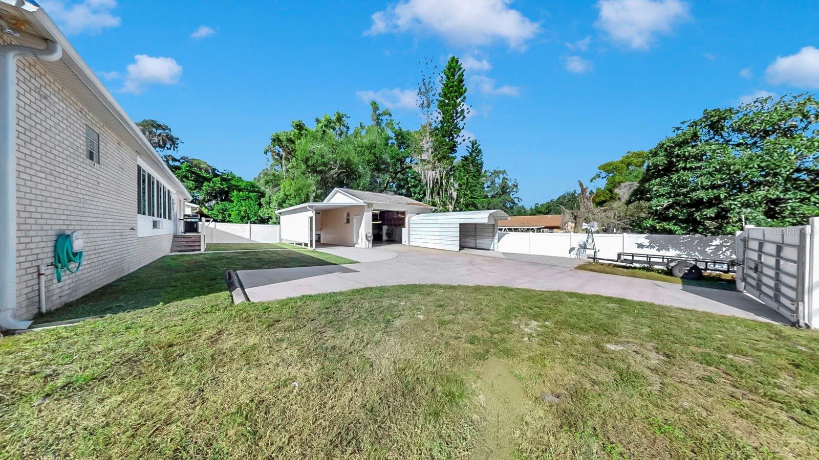 Image 48 of 63 For 914 Woodland Drive