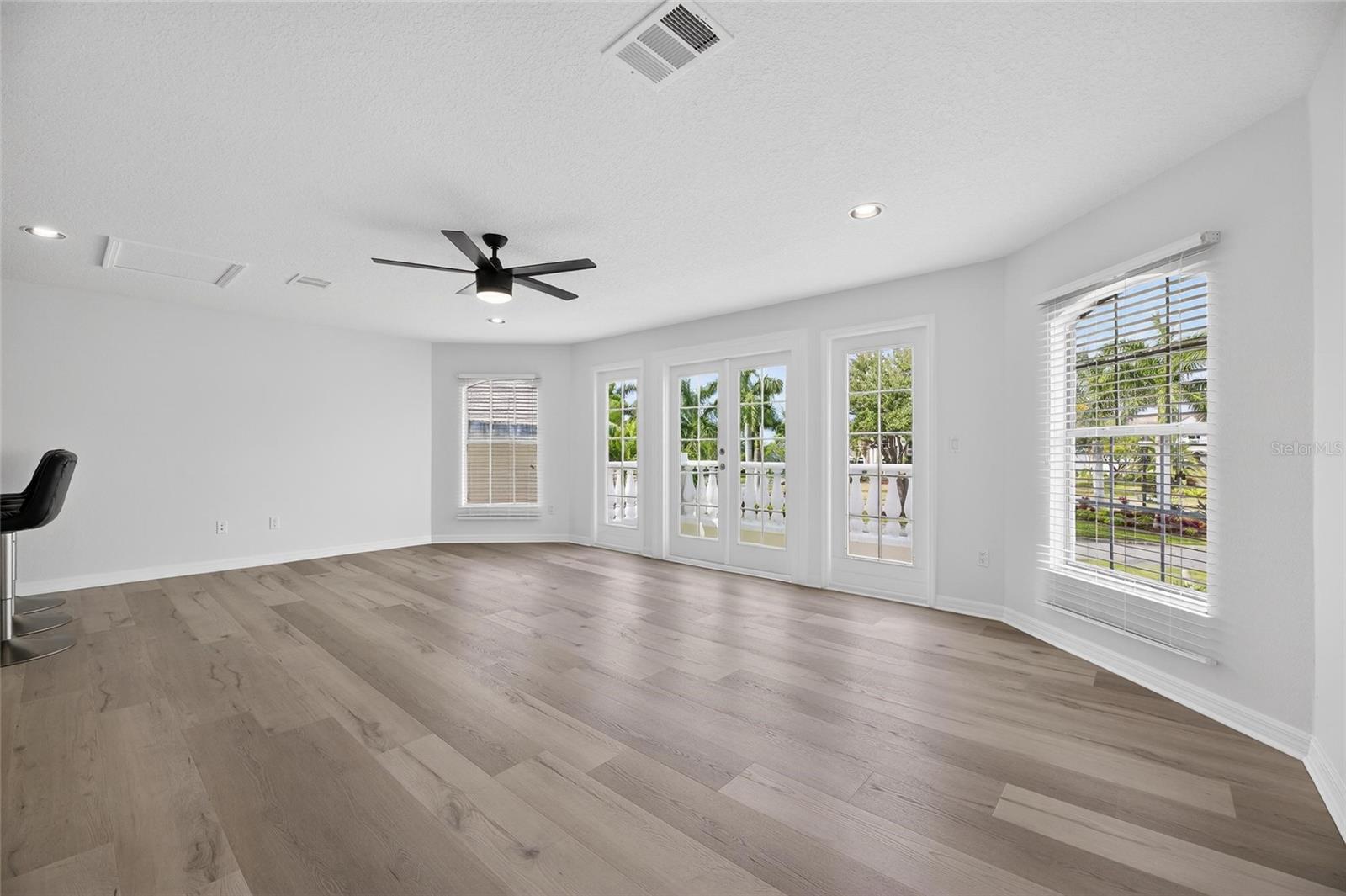 Image 28 of 98 For 6317 Marbella Boulevard