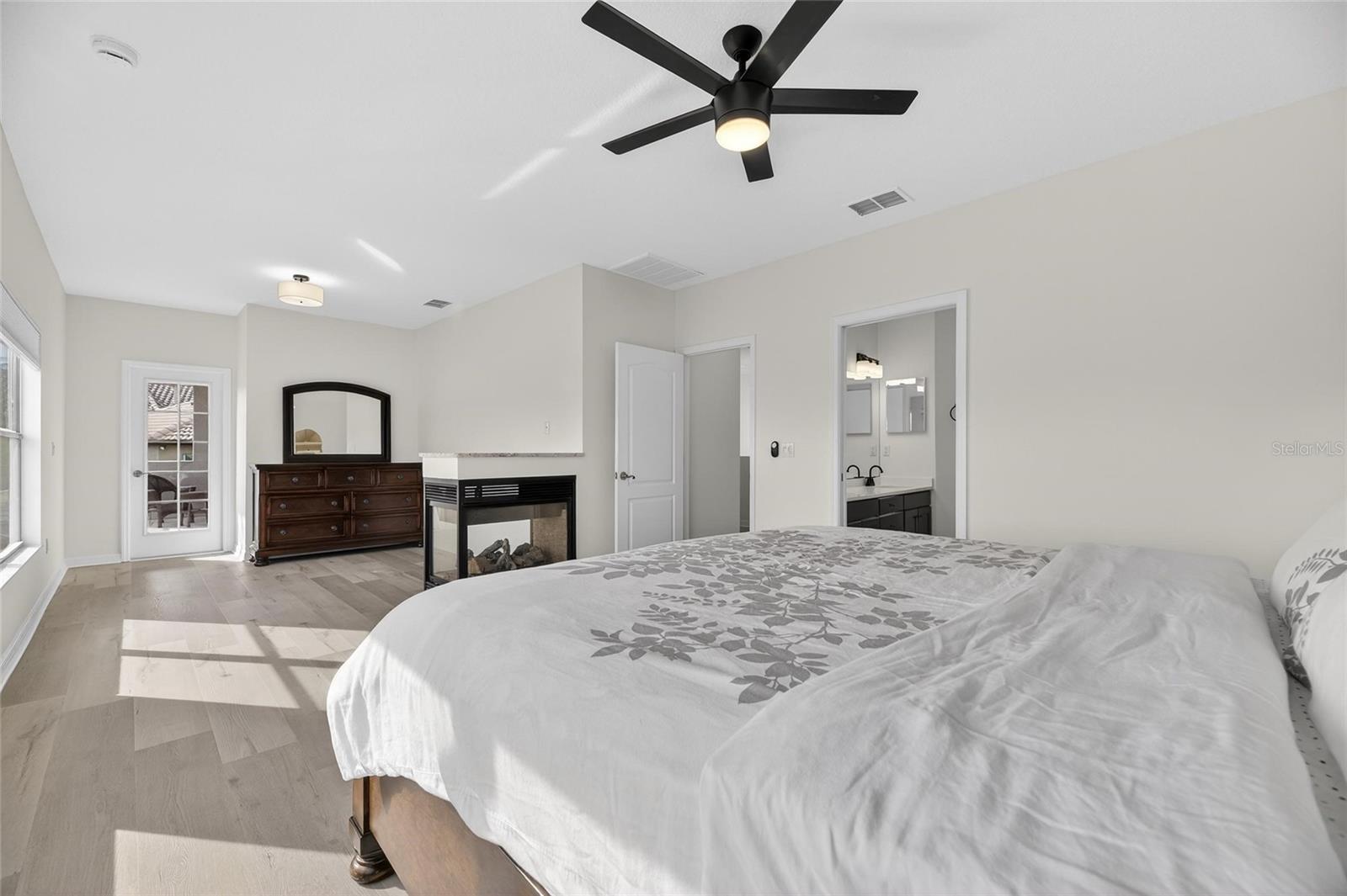 Image 42 of 98 For 6317 Marbella Boulevard