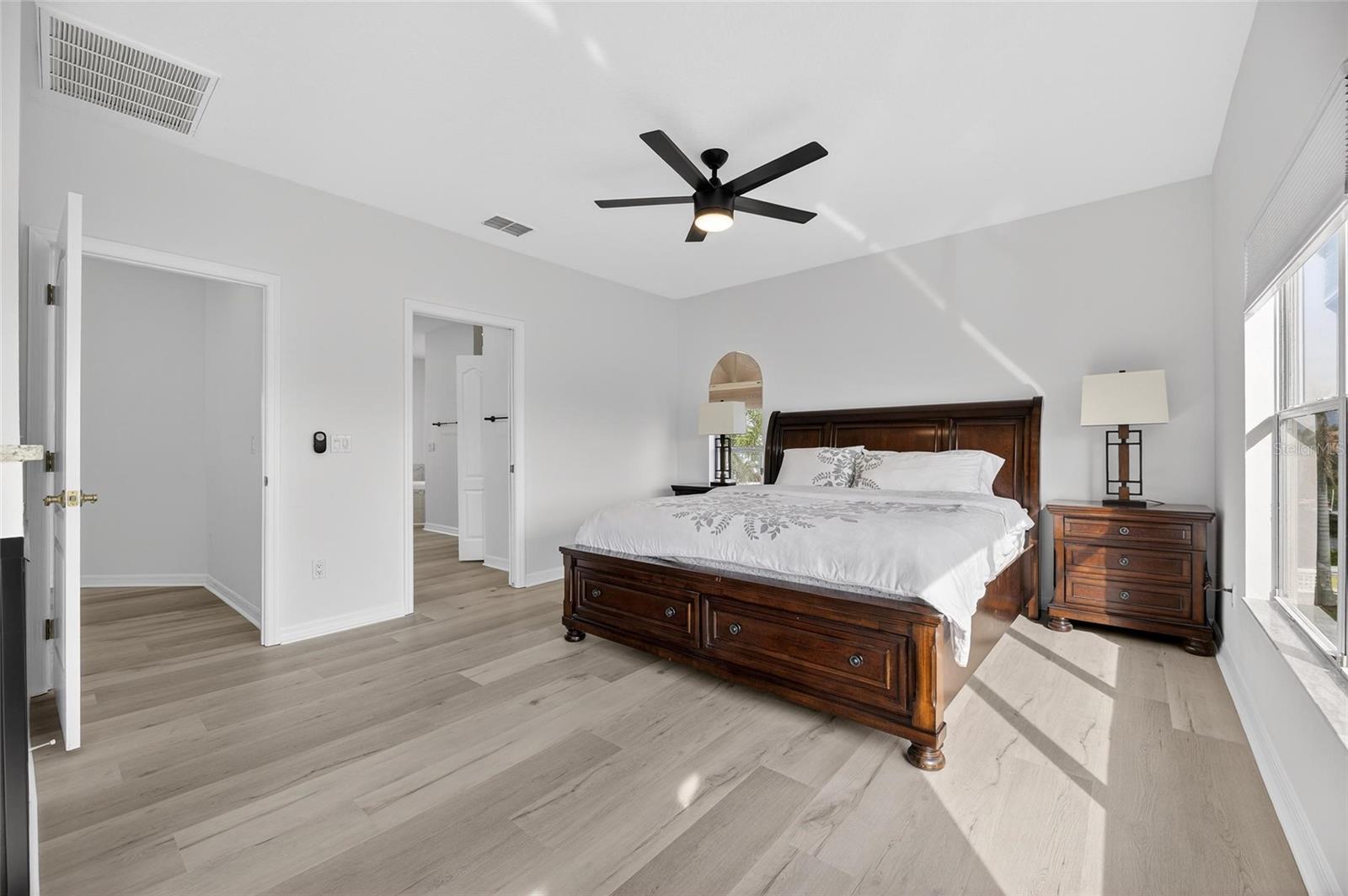 Image 43 of 98 For 6317 Marbella Boulevard