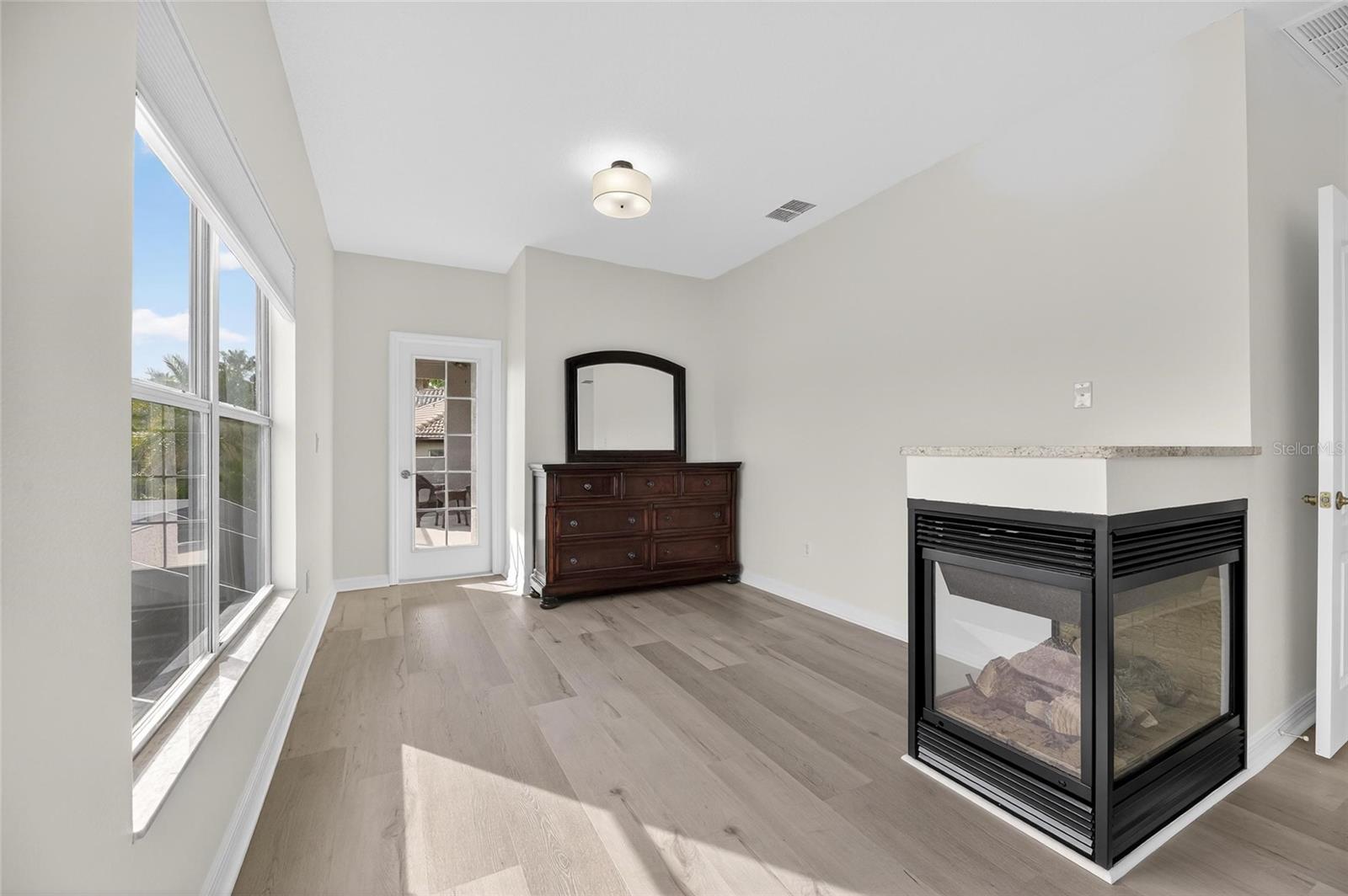 Image 44 of 98 For 6317 Marbella Boulevard