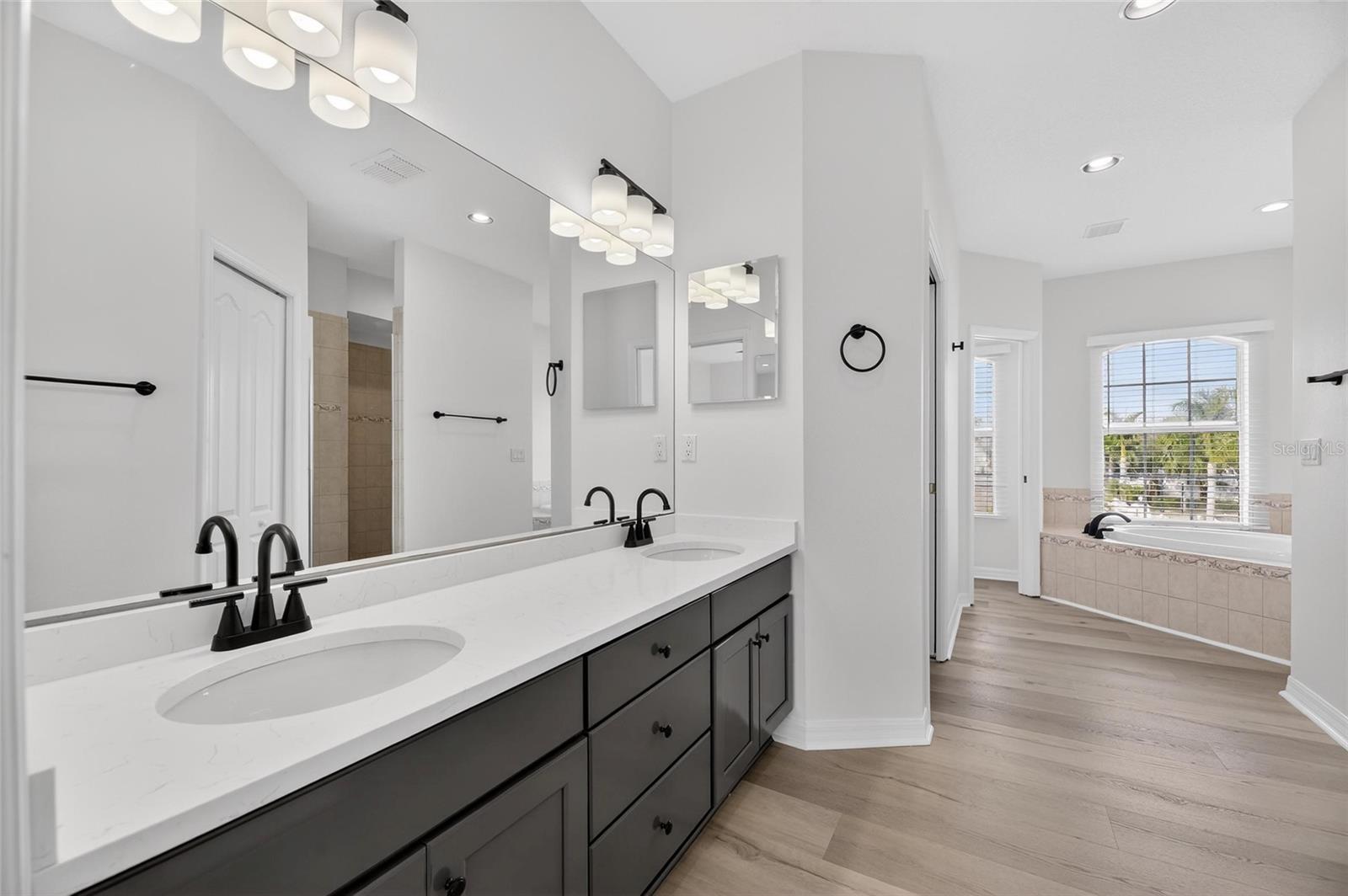 Image 47 of 98 For 6317 Marbella Boulevard