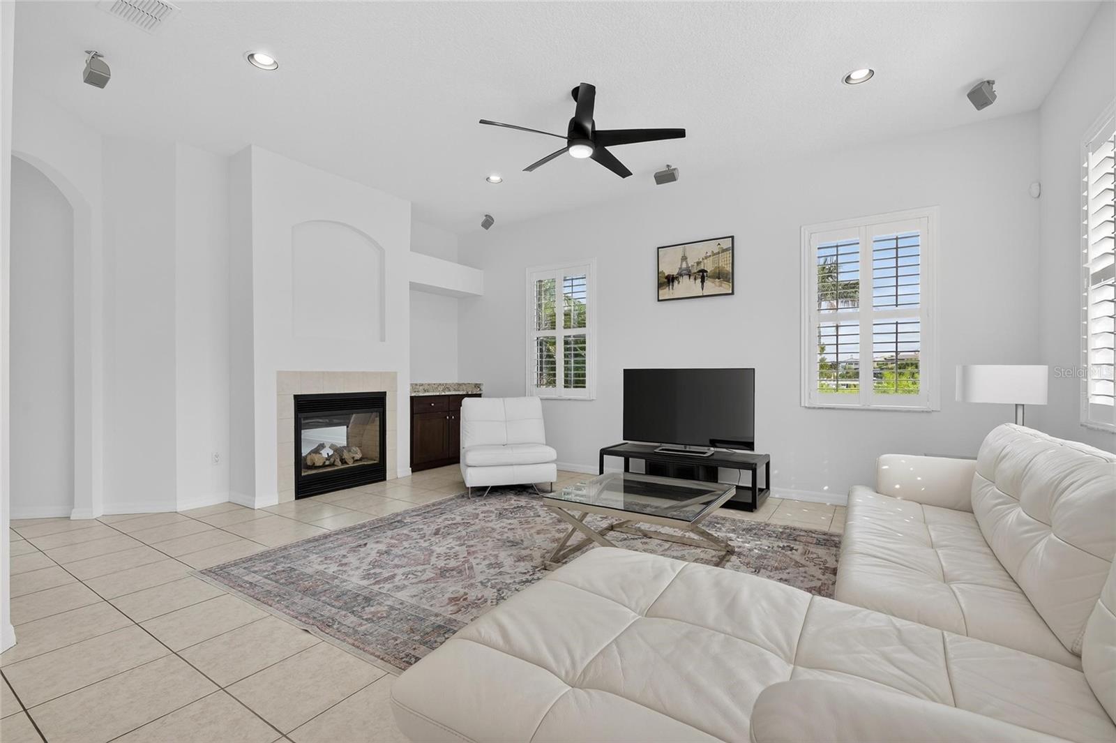 Image 5 of 98 For 6317 Marbella Boulevard