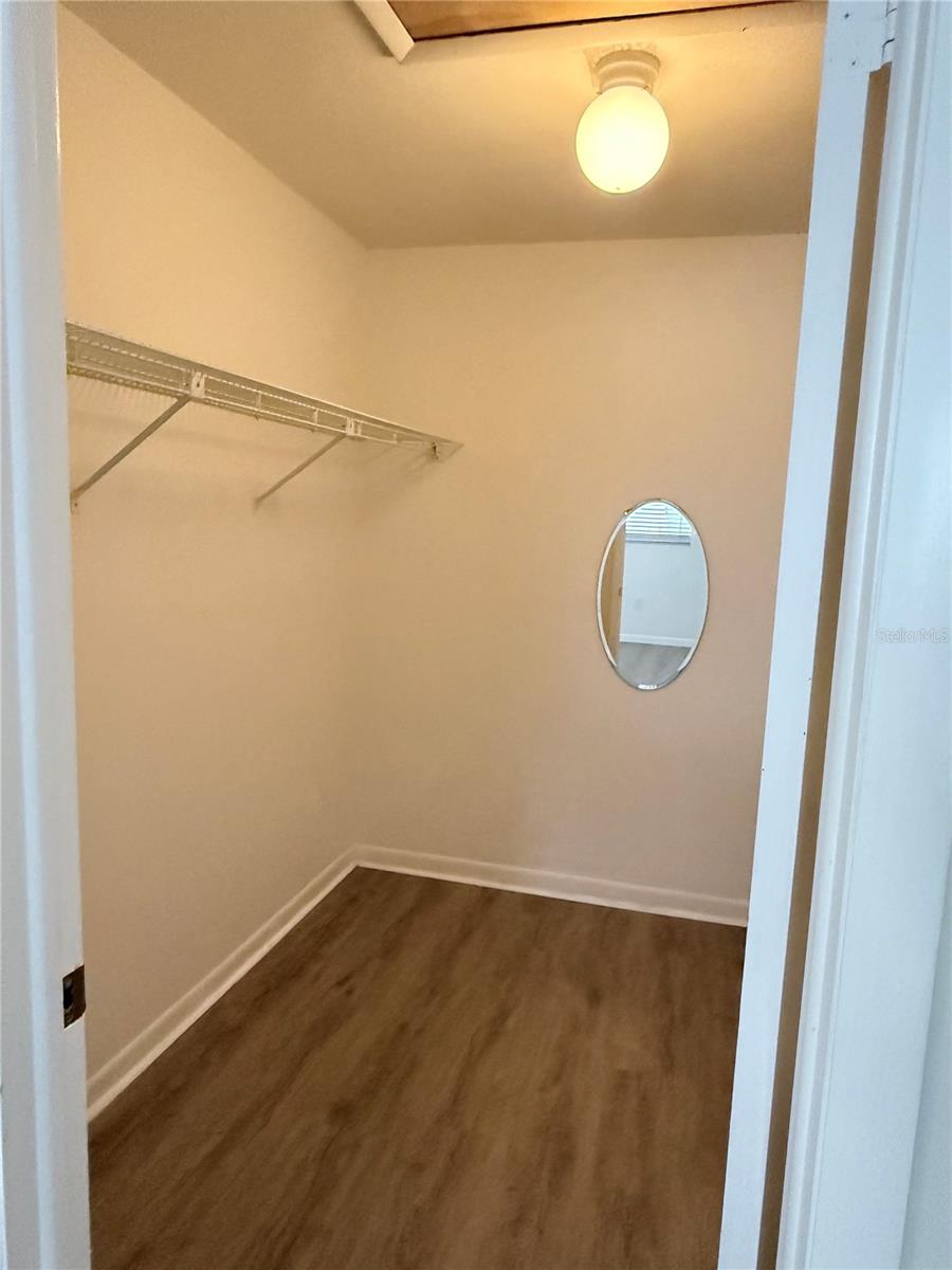 Image 11 of 18 For 4112 Ashford Green Place I202