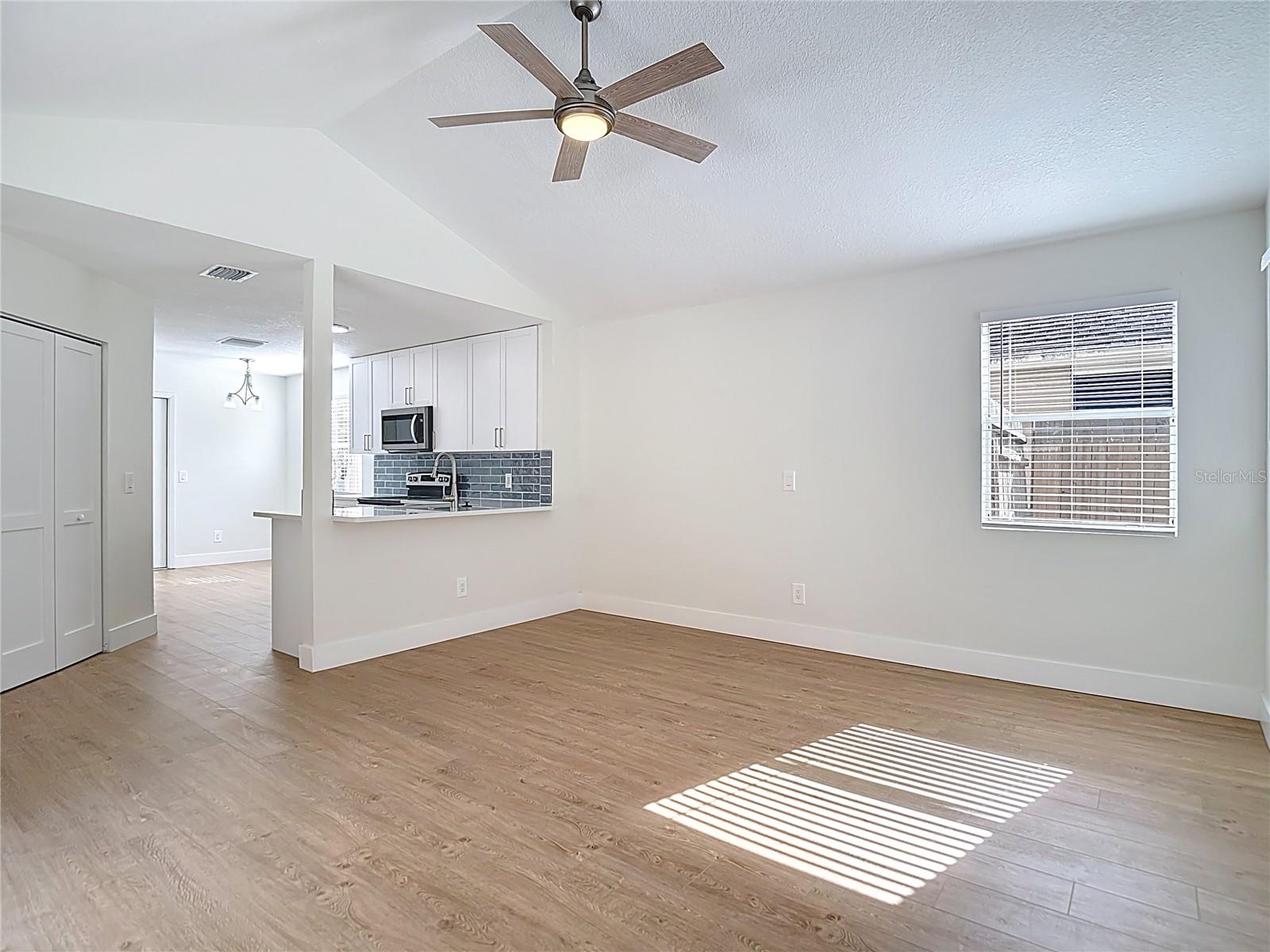 Image 14 of 61 For 2013 Glen Forge Street