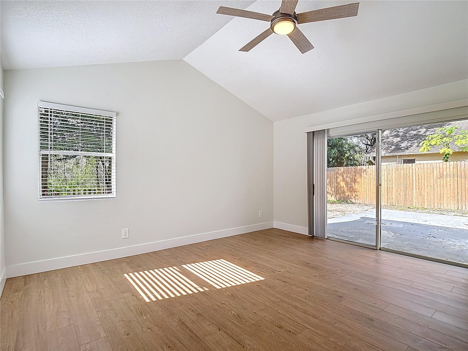 Image 16 of 61 For 2013 Glen Forge Street