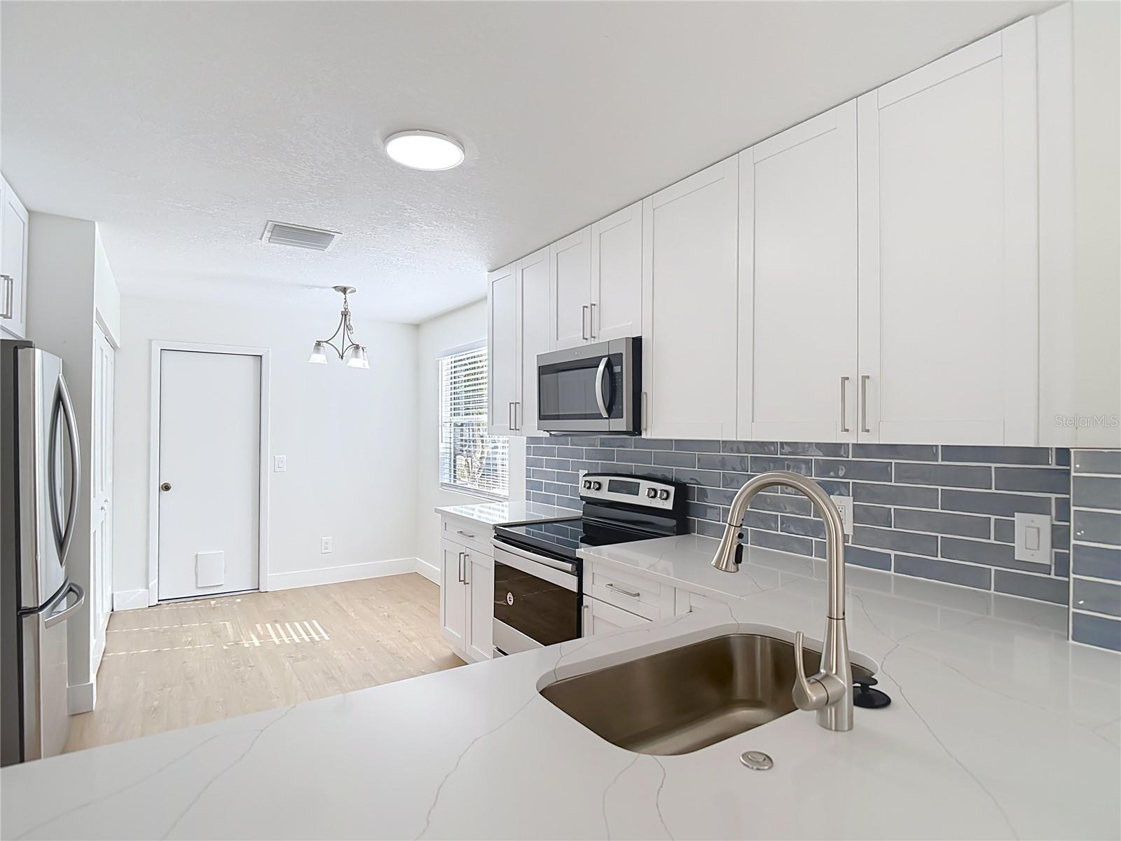 Image 18 of 61 For 2013 Glen Forge Street