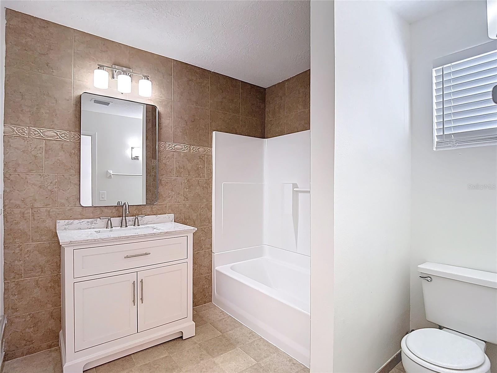 Image 37 of 61 For 2013 Glen Forge Street