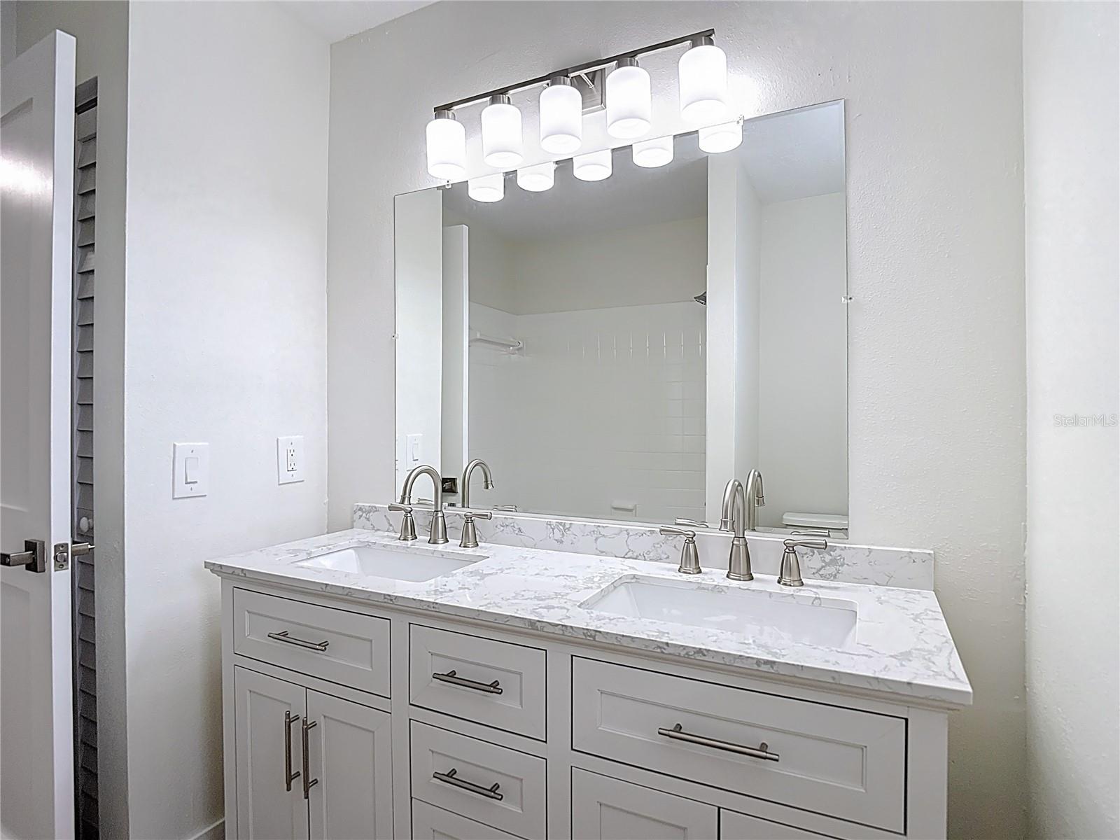 Image 49 of 61 For 2013 Glen Forge Street